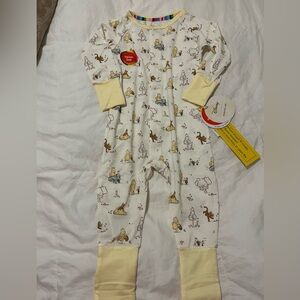 Magnetic Me- Winnie the Pooh pajamas
